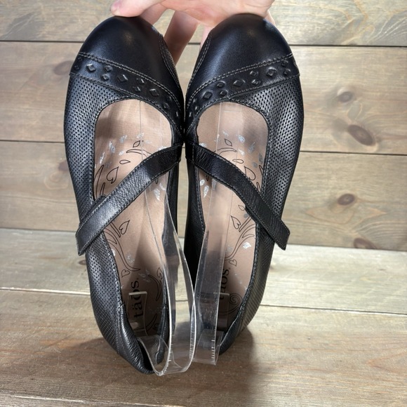 taos scamp womens size 10 shoes black leather slip on comfort work casual flats - Picture 7 of 9